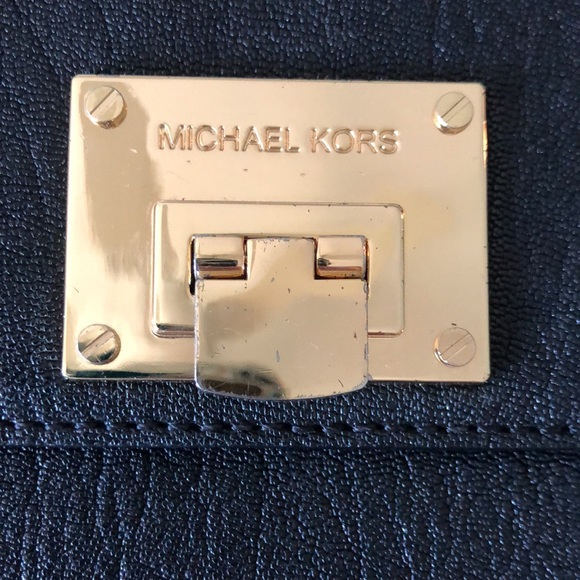 Michael Kors Gold Chain Handbag - Picture 4 of 6